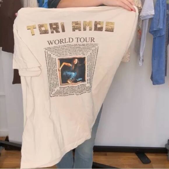 DAYDREAMER Tori Amos Little Earthquakes Merch Tee Size L New w/o Tag MSRP $85 - Picture 12 of 14